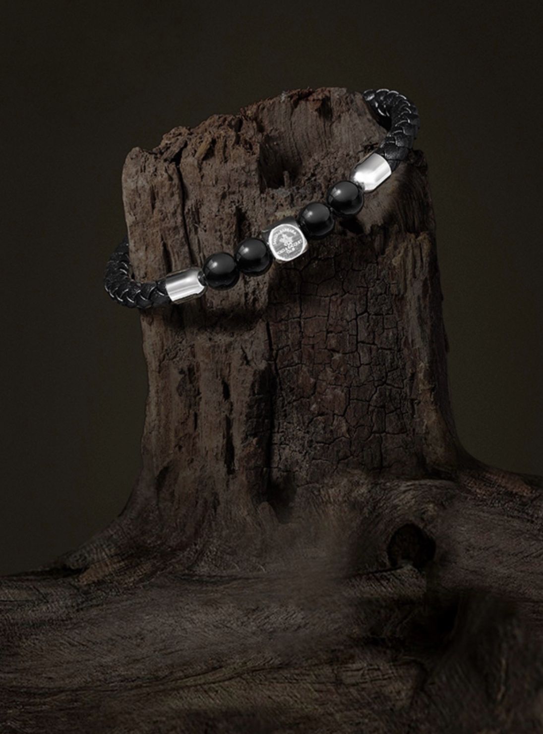 <em>ACCESSOIRES & coffrets </em>